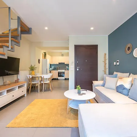 Artistic 2br Maisonette: An Architectural Delight Apartment *