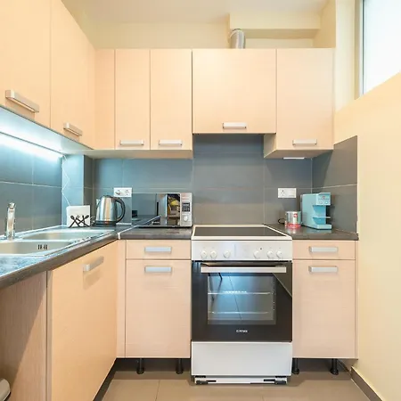 Artistic 2br Maisonette: An Architectural Delight Apartment Athens