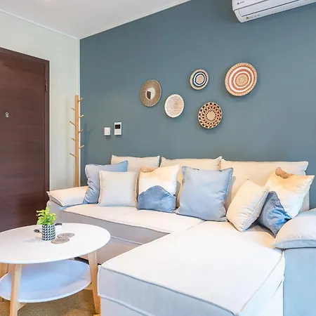 Artistic 2br Maisonette: An Architectural Delight Athens