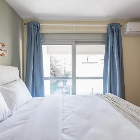 Artistic 2br Maisonette: An Architectural Delight Apartment