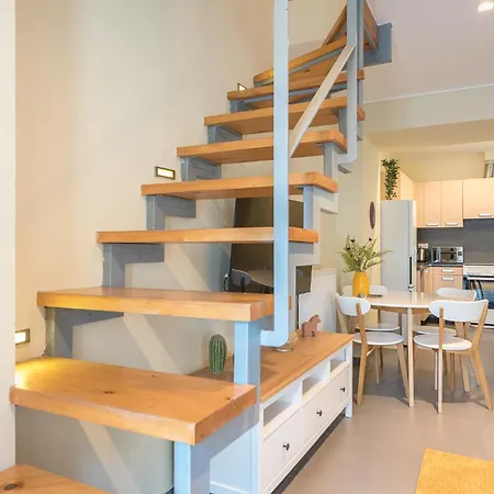 Apartment Artistic 2br Maisonette: An Architectural Delight *