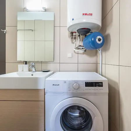 Artistic 2br Maisonette: An Architectural Delight Apartment Athens