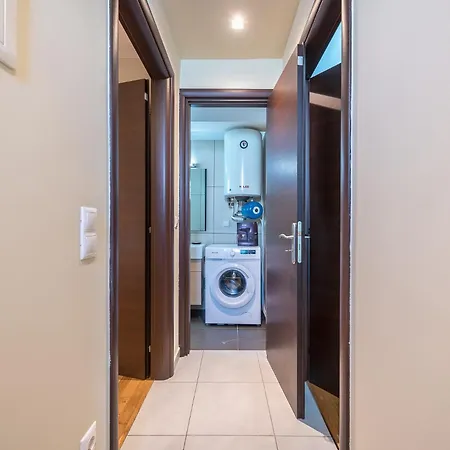 Artistic 2br Maisonette: An Architectural Delight Athens